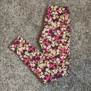 LuLaRoe Soft pink and yellow floral leggings. O/S
